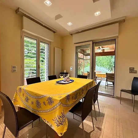 Luxury Giardini D'oriente & Apartman