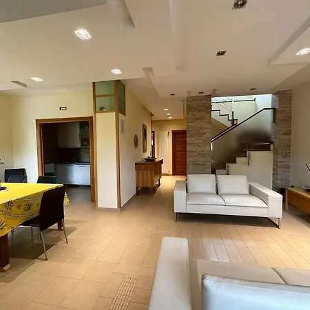 Luxury Giardini D'oriente & Apartamento *
