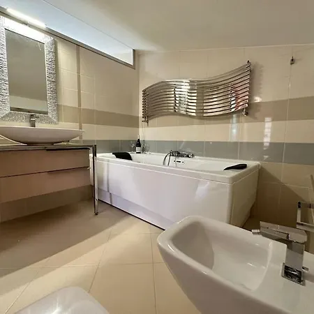 Apartamento Luxury Giardini D'oriente & Bari